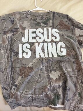 ‘JESUS IS KING’ Hollister Camoflauge T Shirt